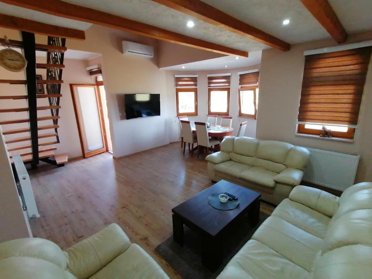 Rooms Delux Сараево Экстерьер фото