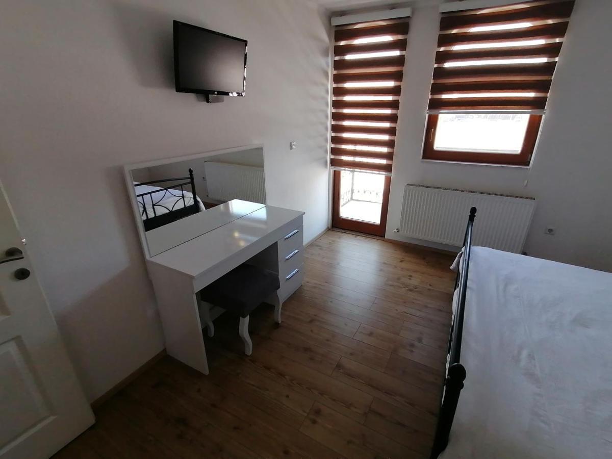 Rooms Delux Сараево Экстерьер фото